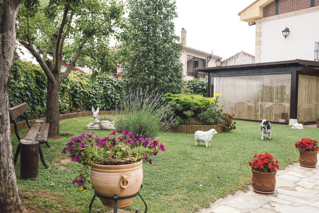 Posada Marina Suances Exterior foto